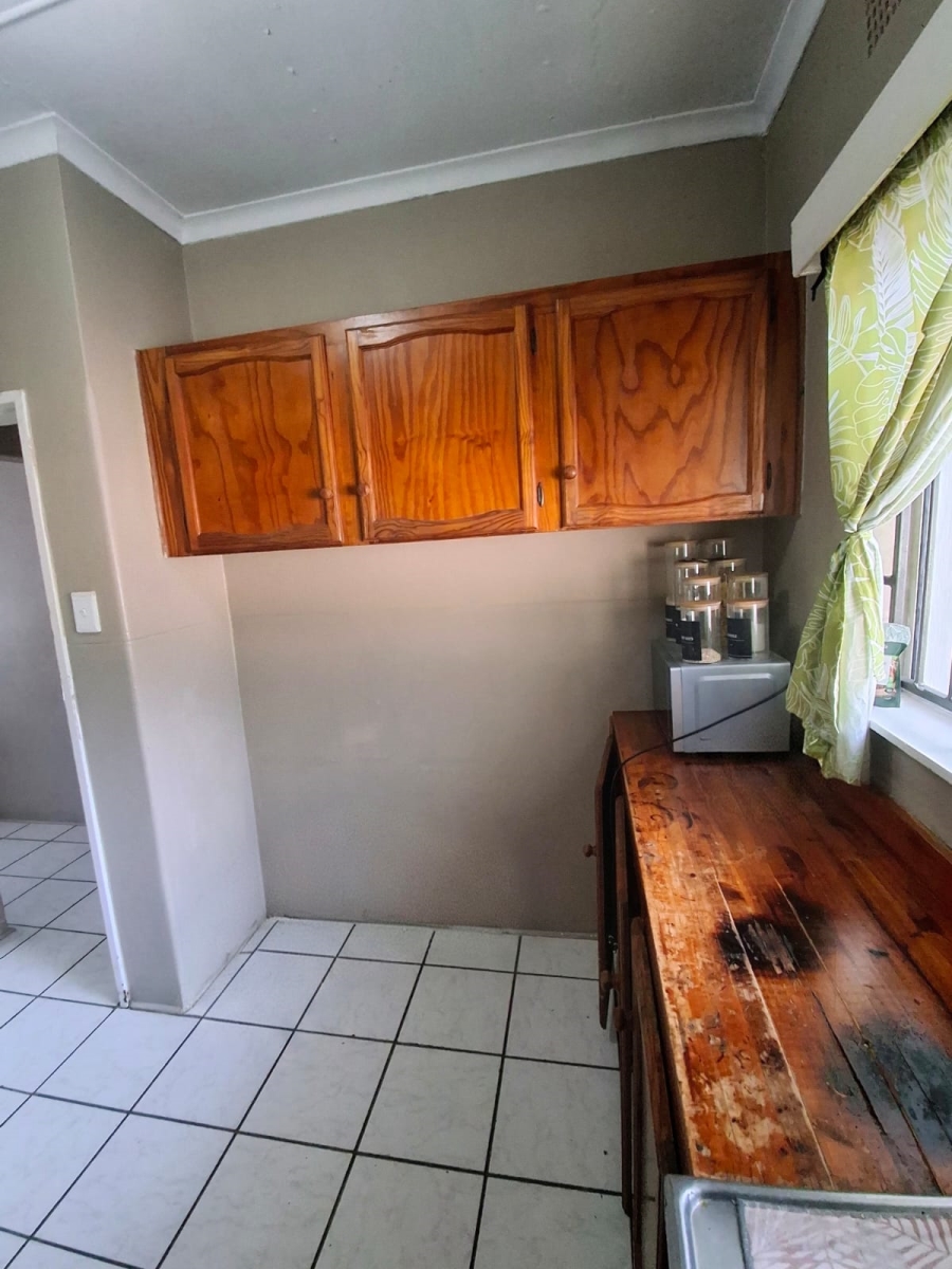 1 Bedroom Property for Sale in Quigney Eastern Cape